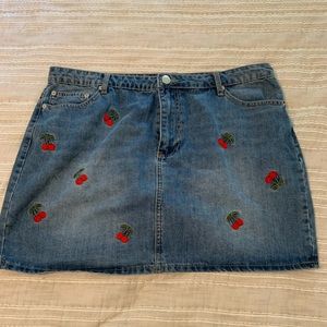 Forever 21 Plus 2X Cherry Denim Skirt